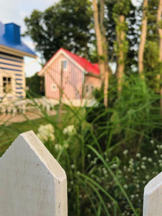 Morskie Domki Kopalino Caloroczne Lubiatowo  Eksteriør billede